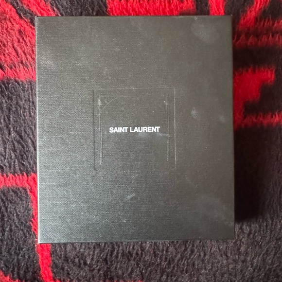 Yves Saint Laurent Black and Gold Crocodile-Embossed Wallet FIRM - Picture 2 of 14